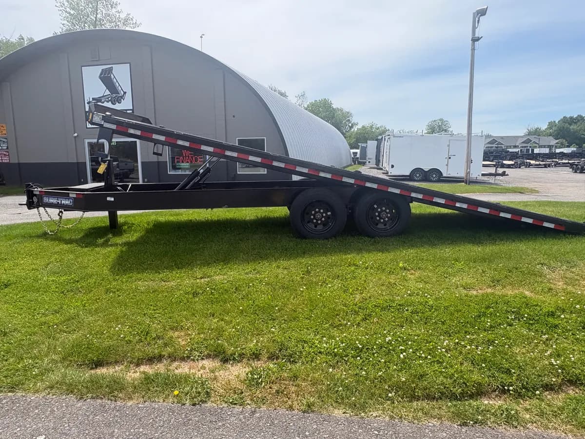 Sure-Trac 8.5x22 17.6K Hydraulic Deckover Tilt Trailer - View 1
